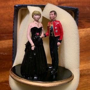 Blenheim Military Models The Royal Engagement (Prince Charles and Lady Diana)